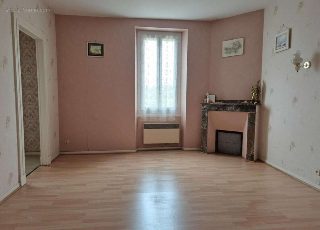 Photo 2 - Maison à SAINT-JUERY