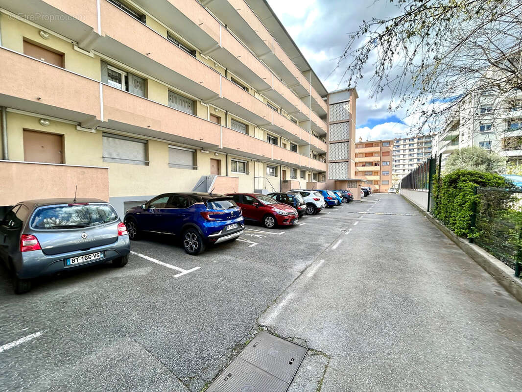 Appartement à GRENOBLE