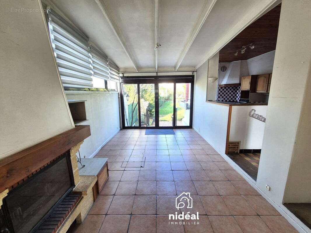 Maison à AULNOYE-AYMERIES