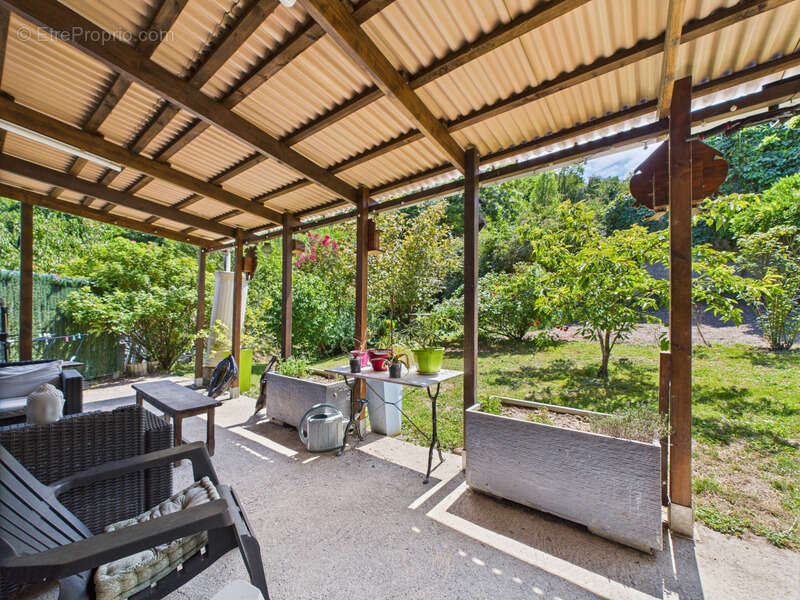 Maison à LES MOLLETTES