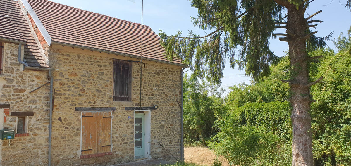 Maison à GOUSSANCOURT