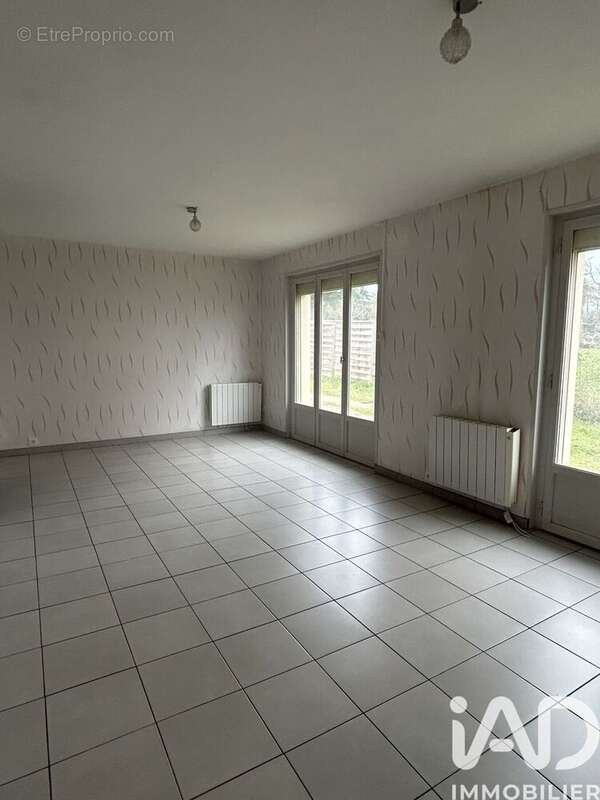 Photo 5 - Maison à MEHUN-SUR-YEVRE