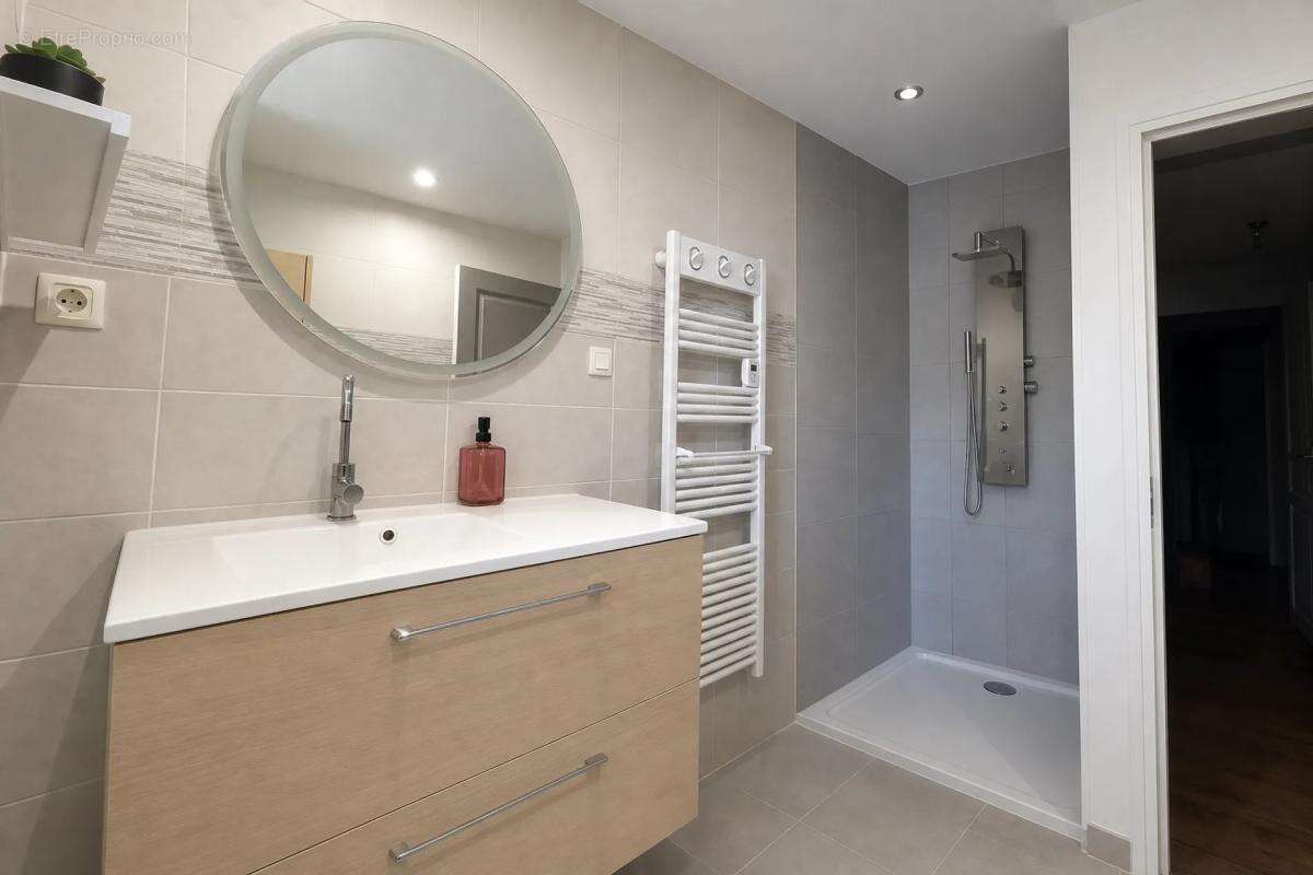 Appartement à SAINT-SYMPHORIEN-D'ANCELLES