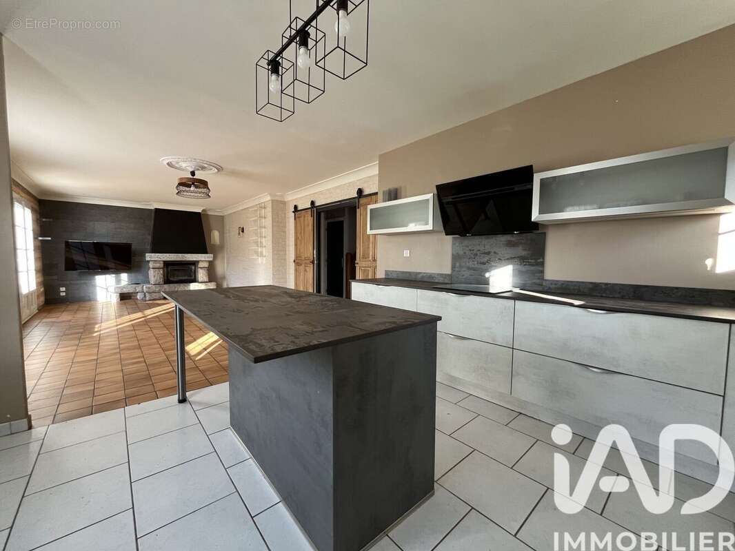 Photo 3 - Maison à COLLOREC