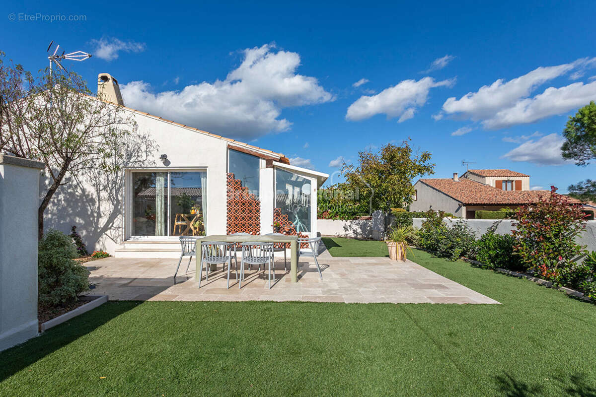 Maison à SAUSSET-LES-PINS