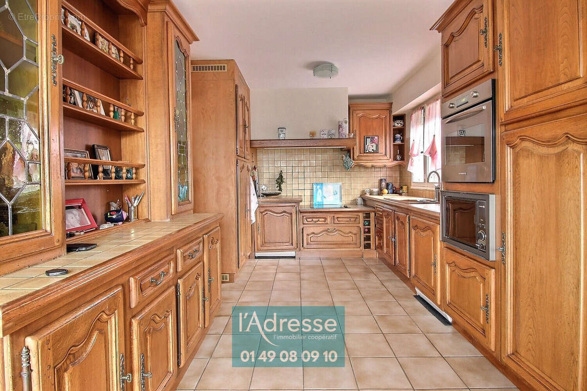 Appartement à L'HAY-LES-ROSES