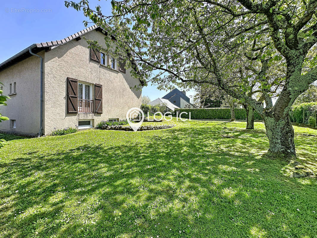 Maison à COARRAZE
