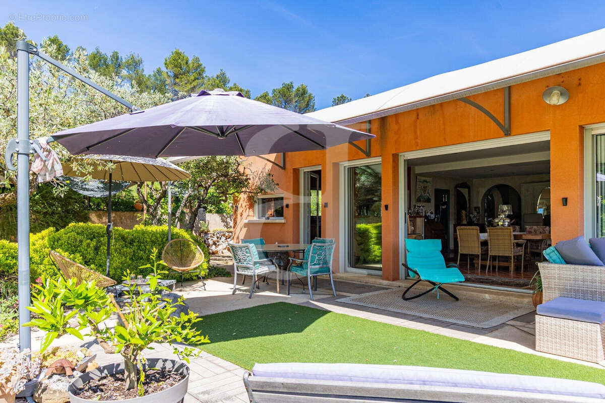 Maison à VAISON-LA-ROMAINE