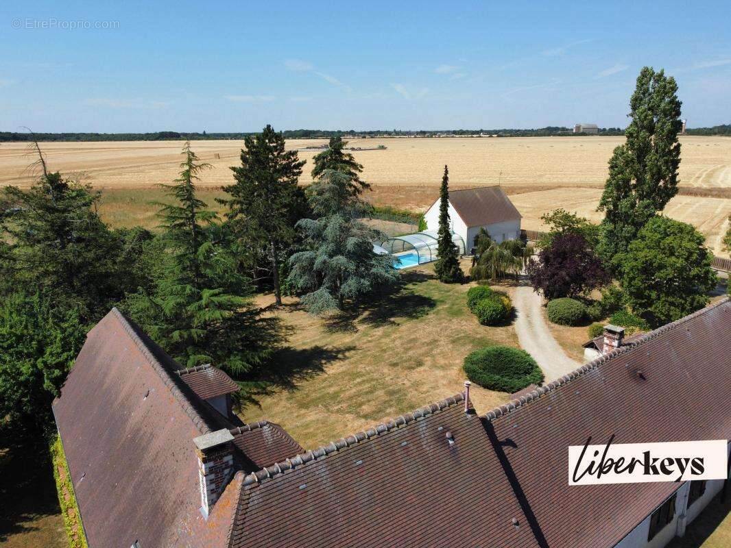 Propriété familiale avec piscine chauffée et maison d’amis – 500 m² aux portes de la Normandie, à 1h20 de Paris - photo 20