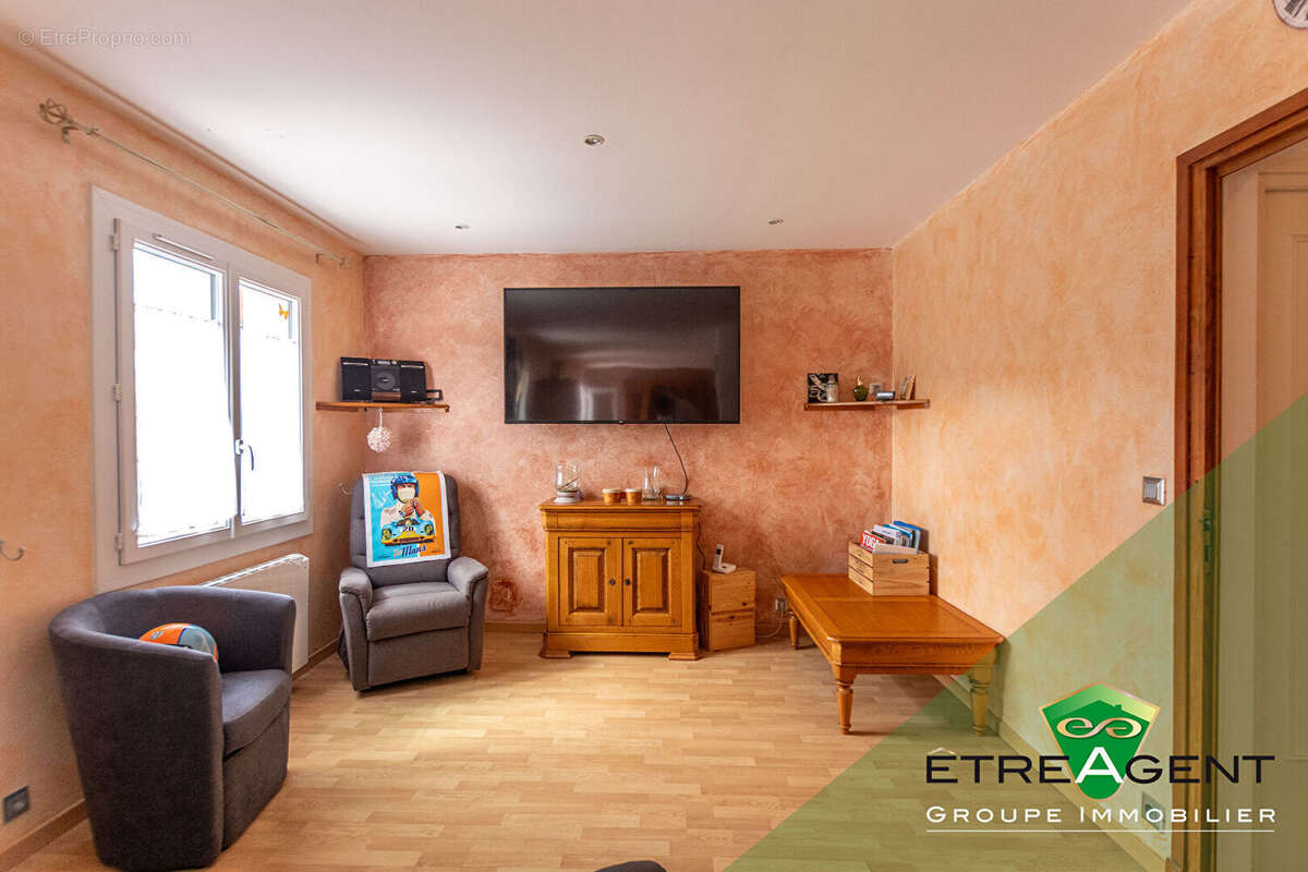 Maison à HEUDREVILLE-SUR-EURE