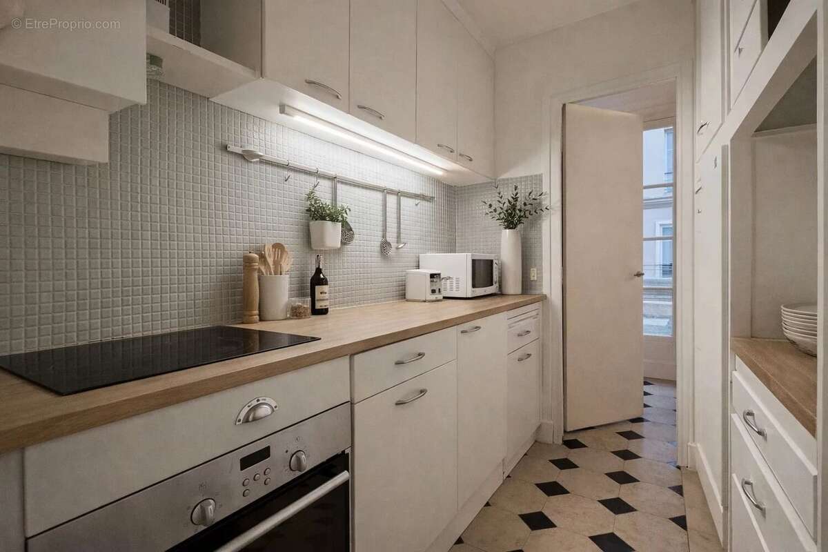 Appartement à PARIS-6E