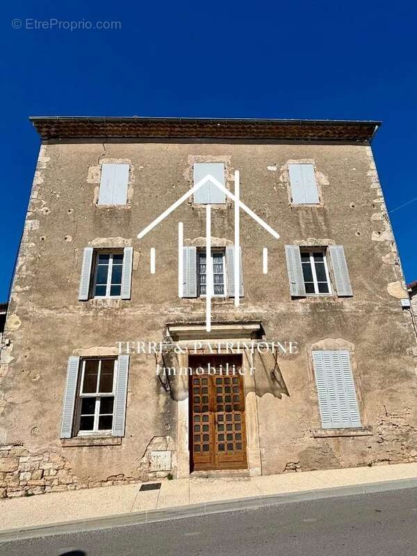 Charmante Bâtisse en pierre à Orgnac-l'Aven. - photo 2