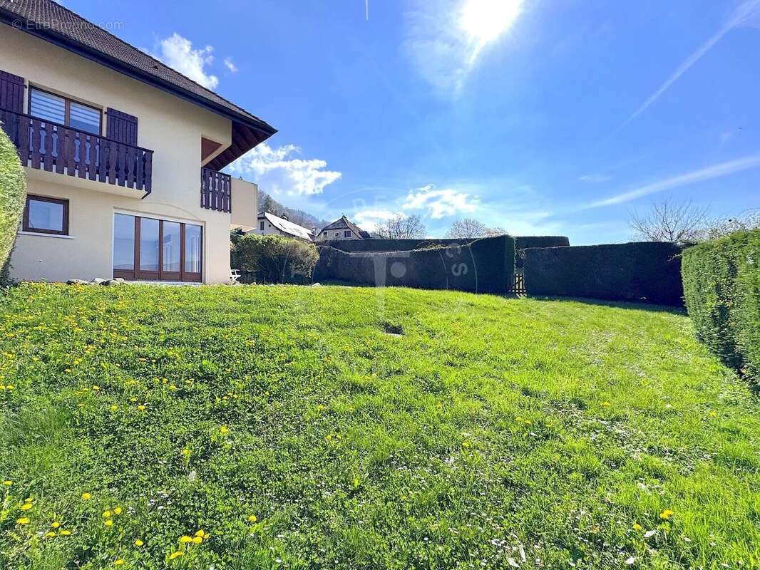 Appartement à MENTHON-SAINT-BERNARD