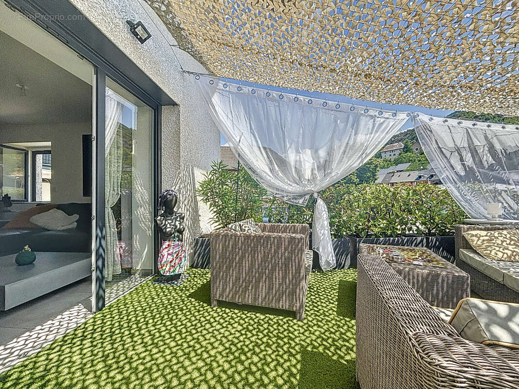 Appartement à SAINT-JEOIRE-PRIEURE