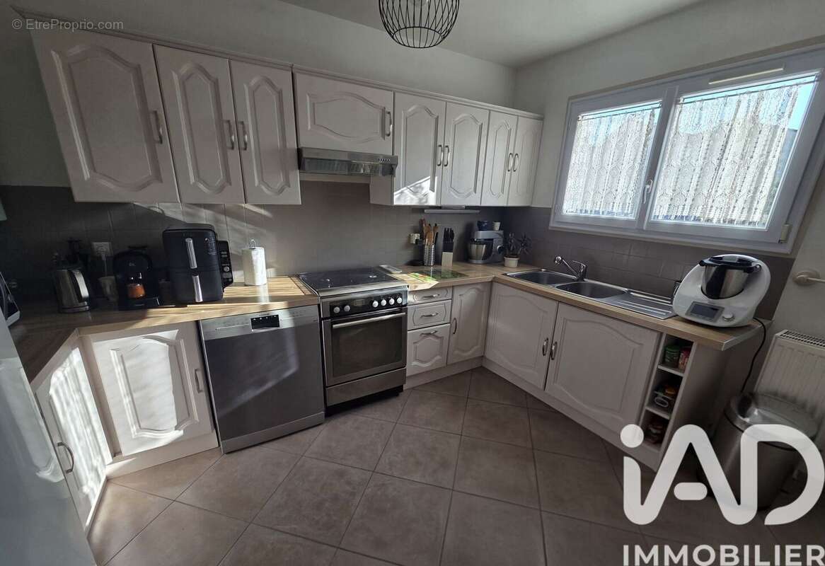 Photo 3 - Maison à MARLY-LA-VILLE