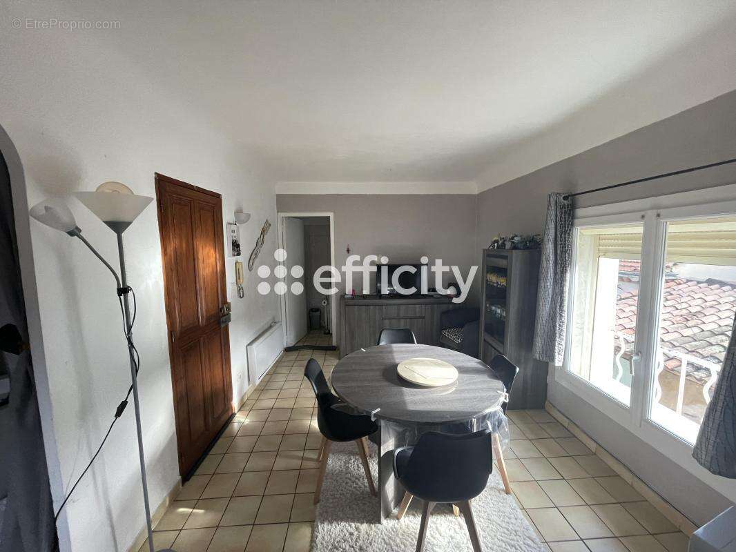 Appartement à APT