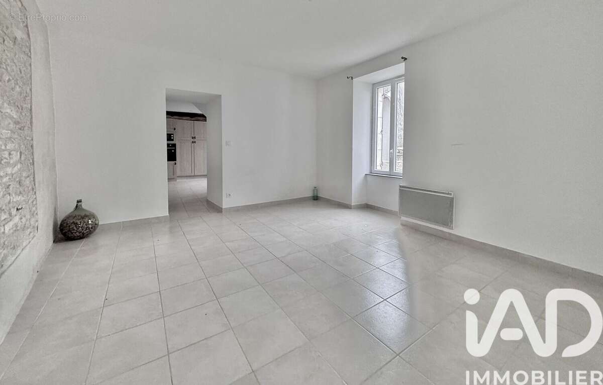 Photo 3 - Maison à LUCY-SUR-CURE