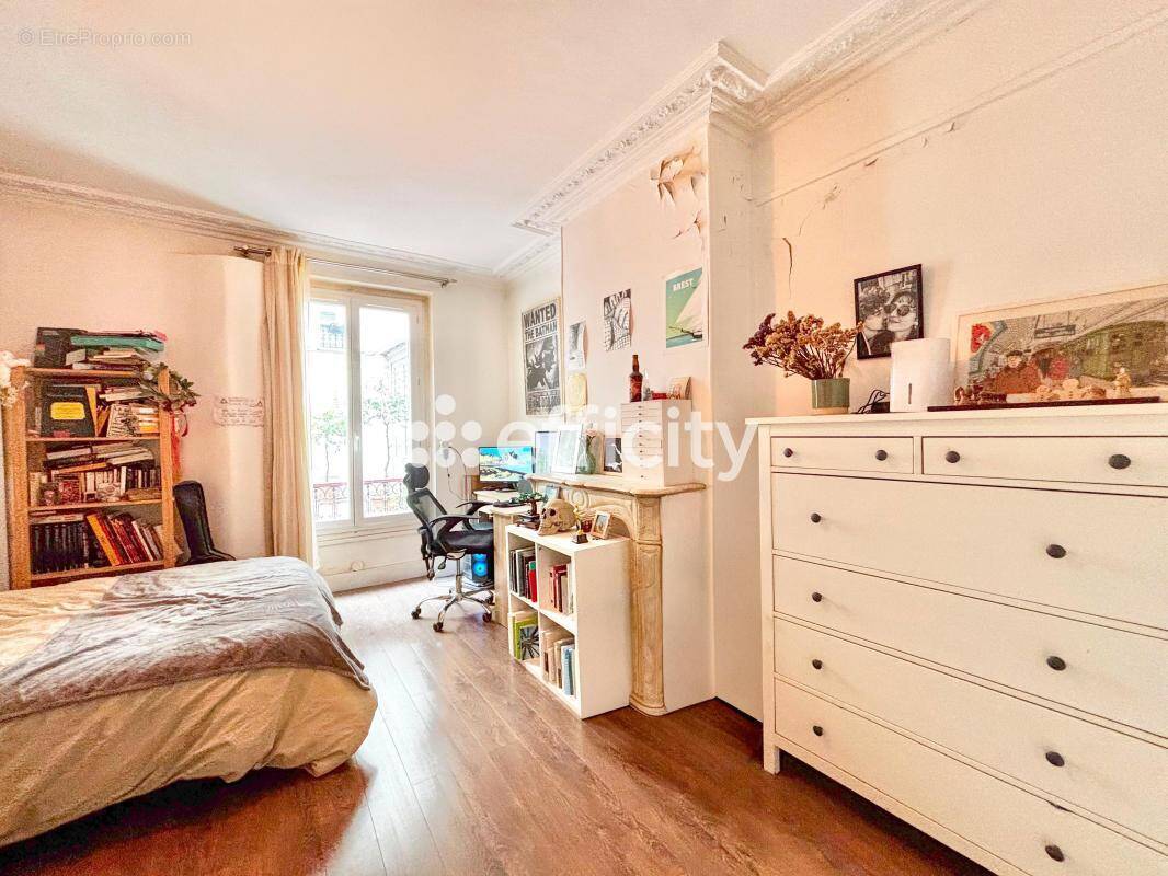Appartement à PARIS-9E