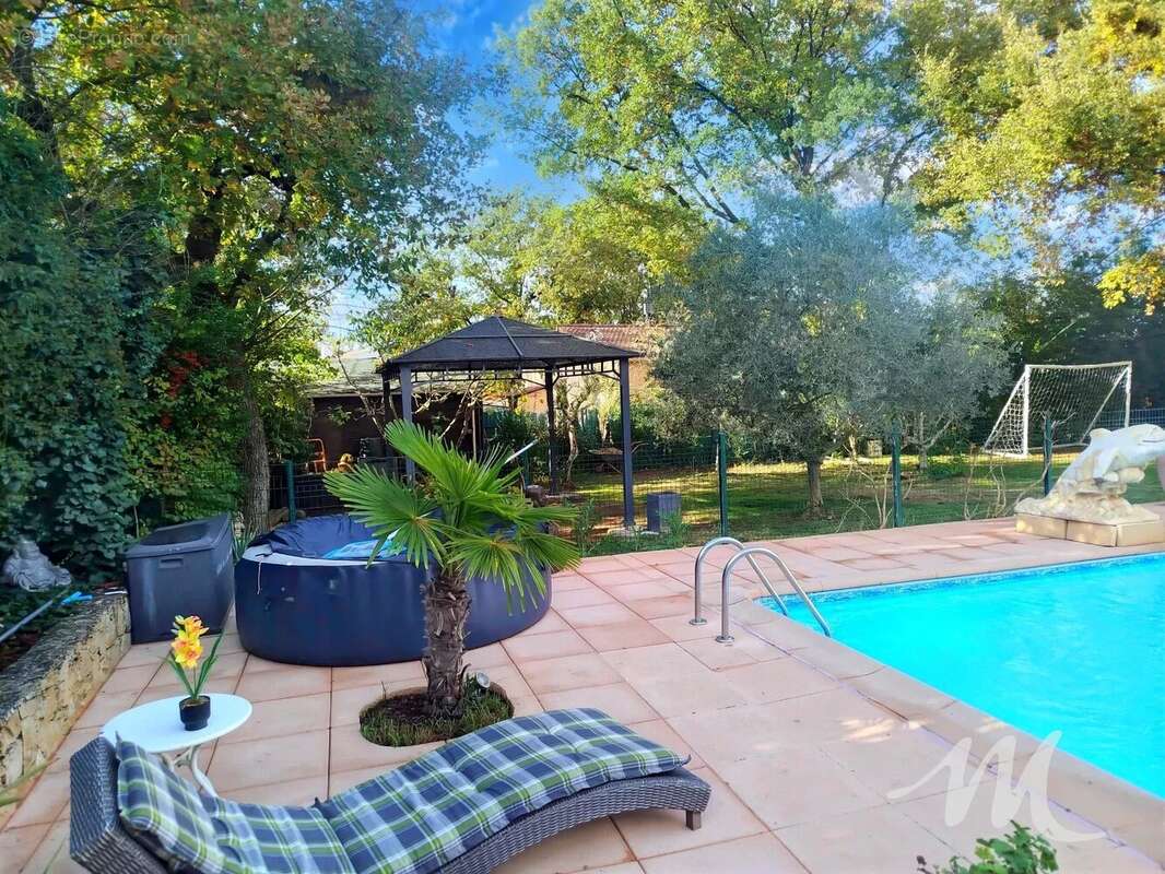 Maison à SAINT-MAXIMIN-LA-SAINTE-BAUME