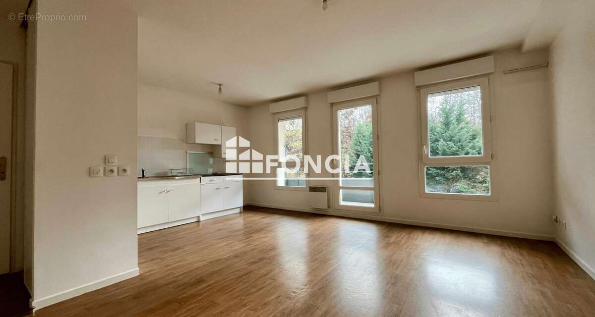 Appartement à VILLEBON-SUR-YVETTE