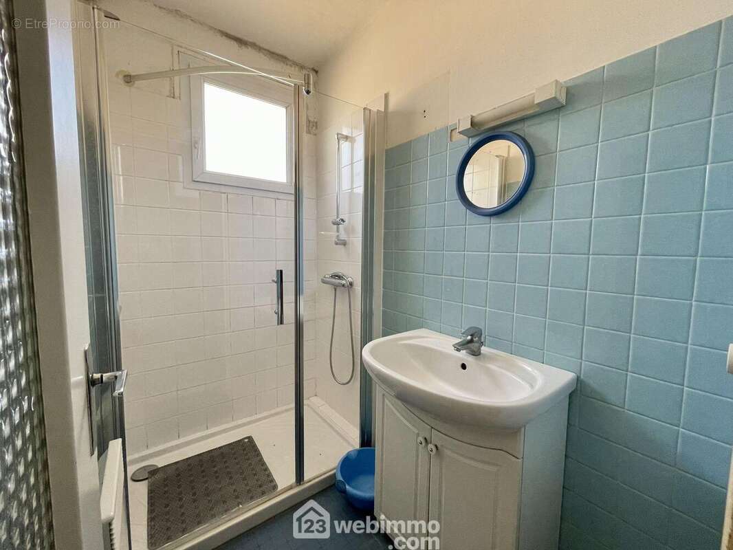 Salle de douche.