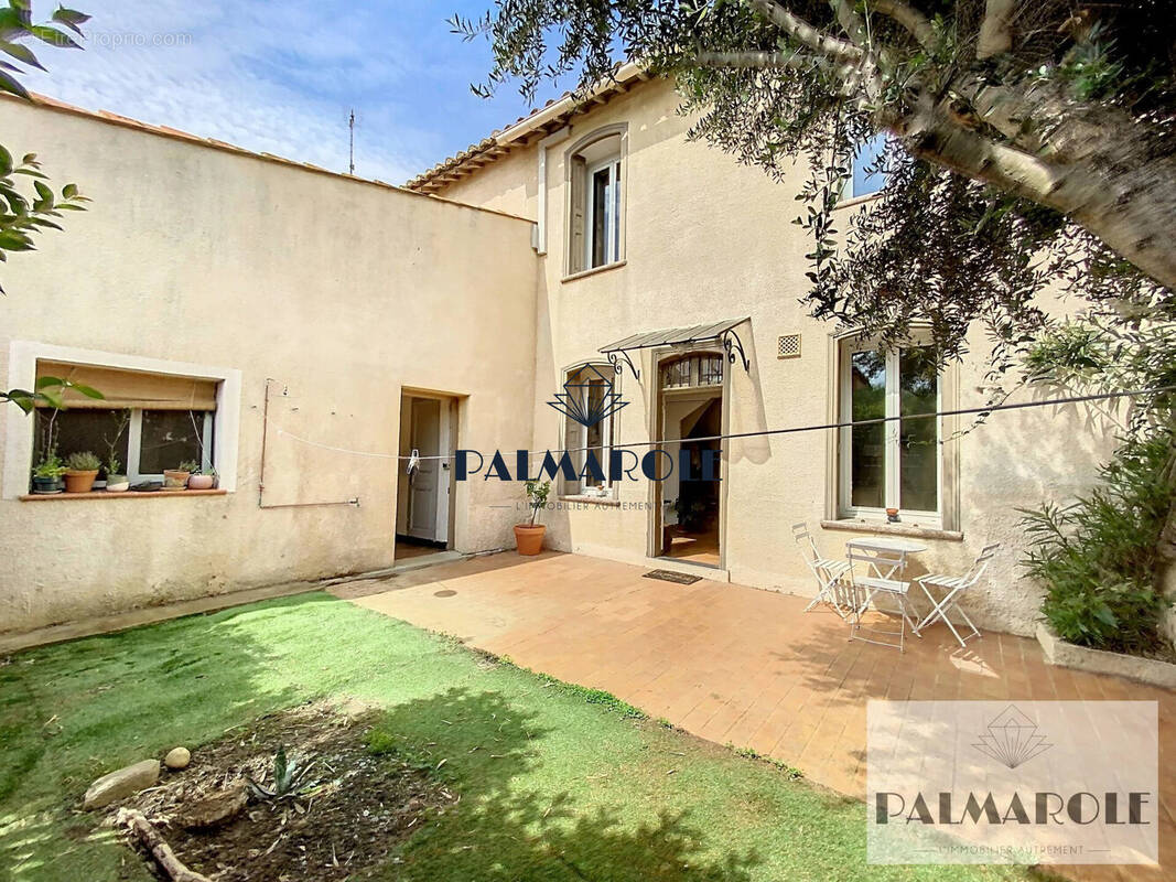 Maison à VILLELONGUE-DE-LA-SALANQUE