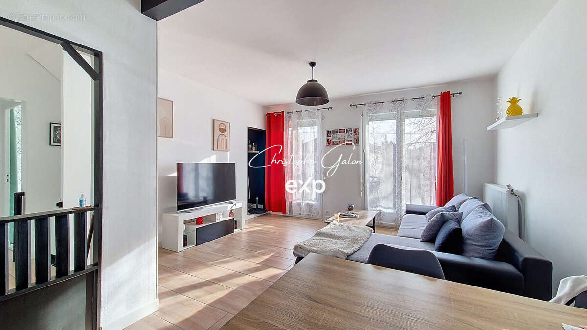 Maison 82 m² à Peyrat-De-Bellac  - photo 5