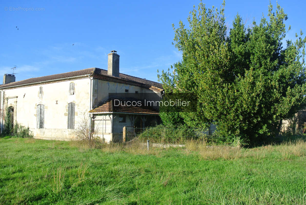 Maison à SAINT-PARDOUX-DU-BREUIL