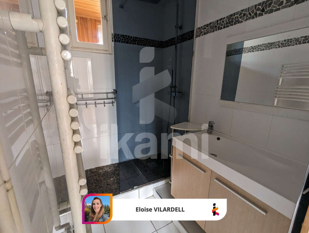 Appartement à LE PONT-DE-CLAIX