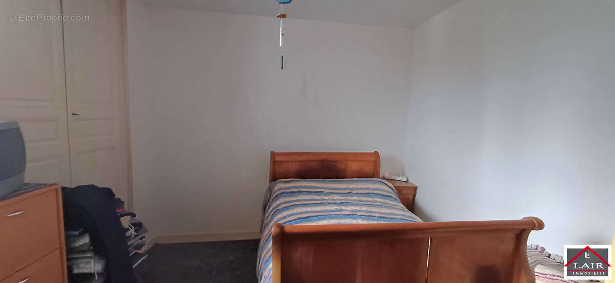 Maison à VILLAINES-LA-JUHEL