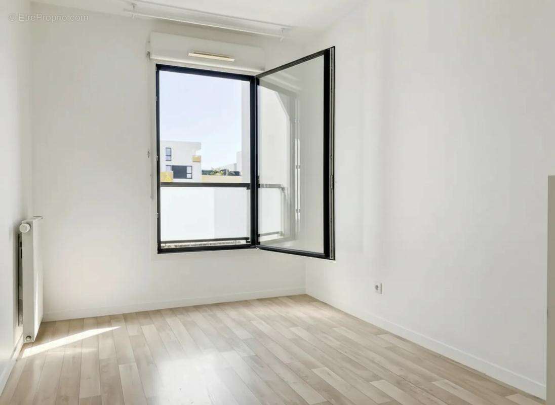 Appartement à SAINT-CYR-L'ECOLE