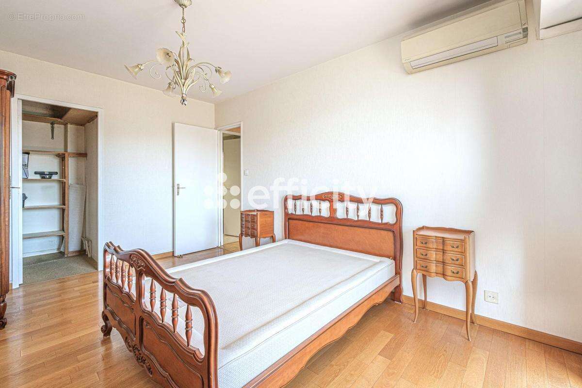 Appartement à MARSEILLE-12E