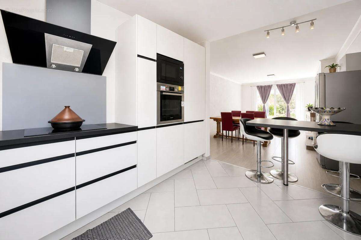 Spacieuse maison avec 7 chambres à Boussens - photo 11