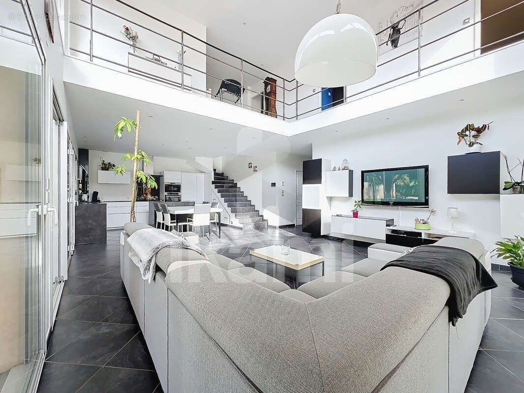 Maison à SAINT-GERVAIS