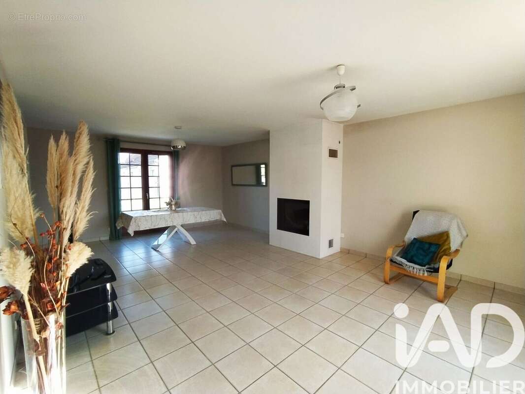 Maison 107 m² à Beaugency  - photo 7