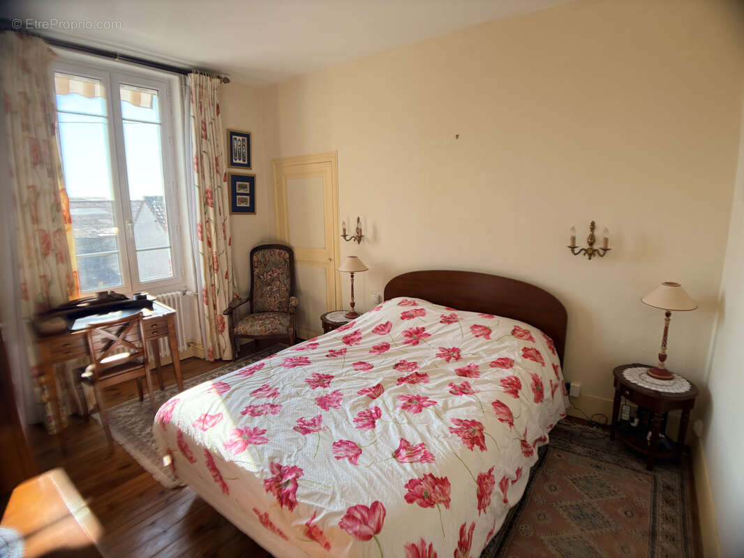 Maison à GANNAT