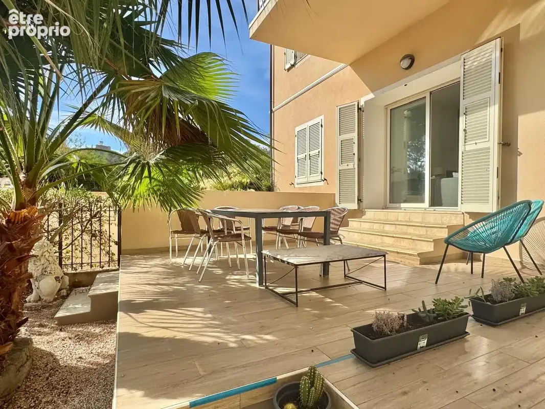 Appartement 2 pièces 49m2 à 50m des plages - photo 1