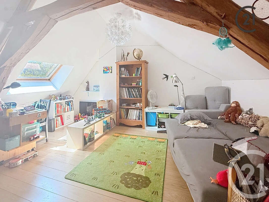 Maison 253 m² à Poilly-Sur-Tholon  - photo 15