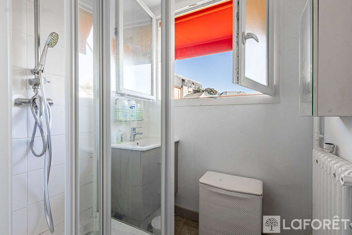 Appartement à LE KREMLIN-BICETRE
