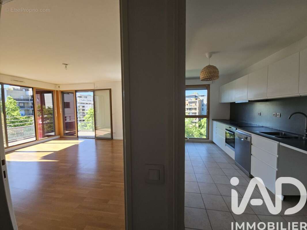 Photo 3 - Appartement à ASNIERES-SUR-SEINE