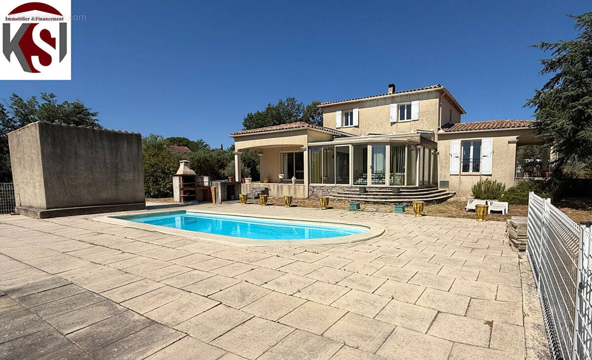 Maison à SAINT-MAXIMIN-LA-SAINTE-BAUME