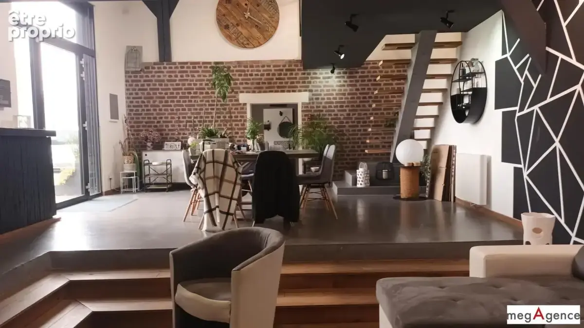 Doudelainville : Loft 145m², 2 Chb, 1840m² - photo 7