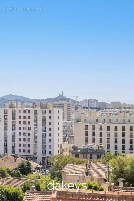 Appartement à MARSEILLE-14E