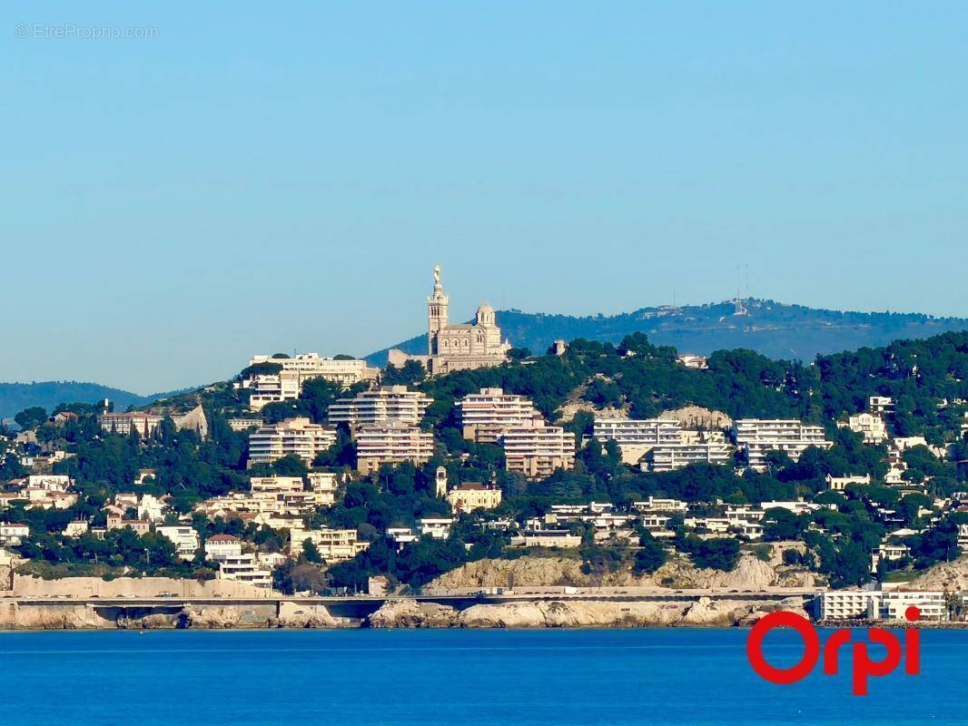 Appartement à MARSEILLE-8E