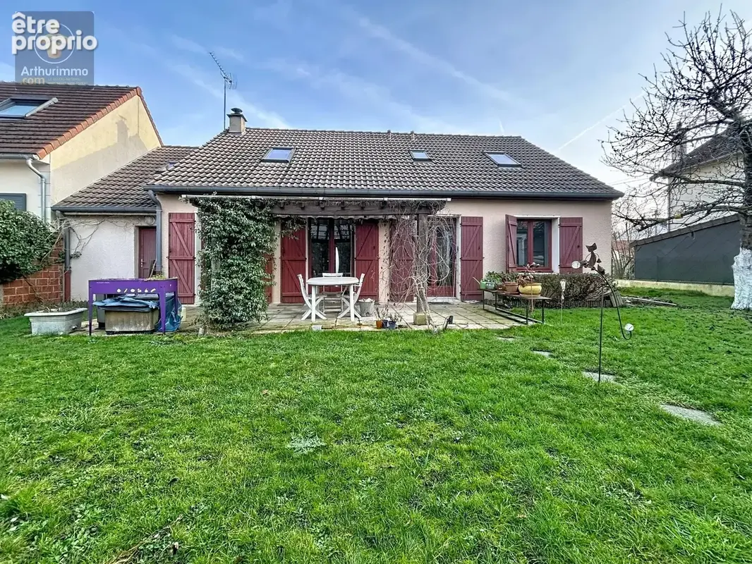 Maison à YERRES