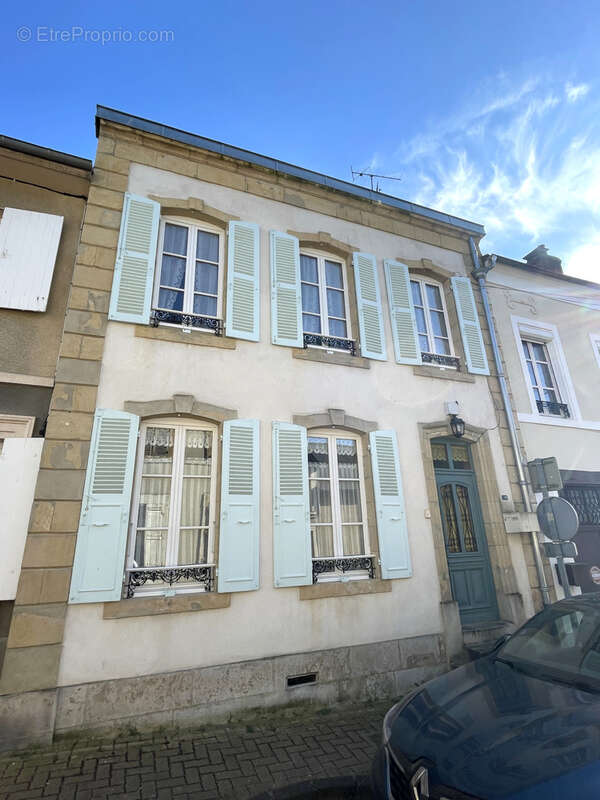 Maison à PREMERY