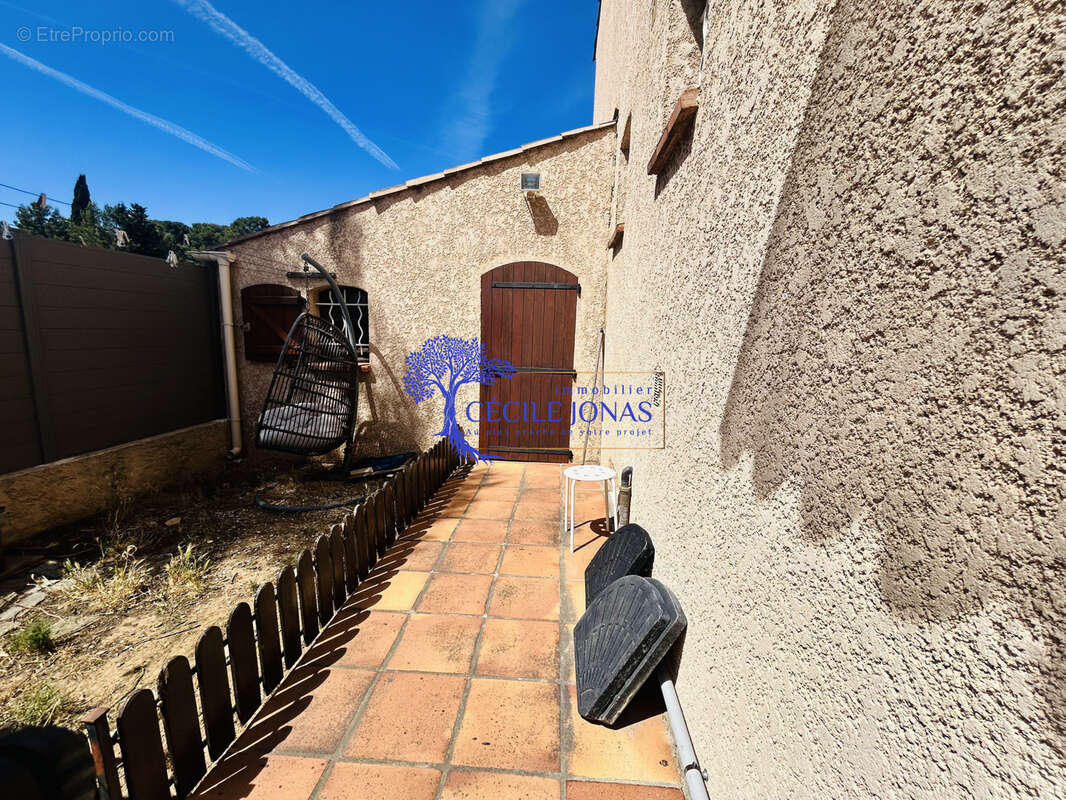 Appartement à CARQUEIRANNE