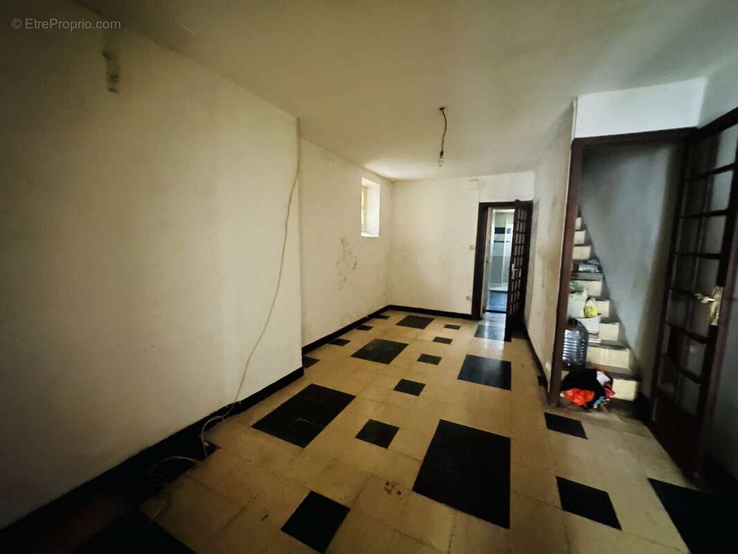 Maison à THEZAN-LES-BEZIERS