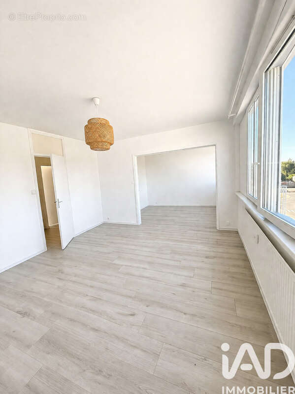 Photo 2 - Appartement à RAISMES