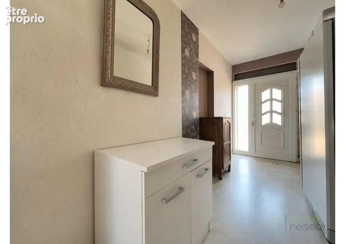 Maison 6 pièces 156 m² à vendre à Guiscard (60640) - photo 3